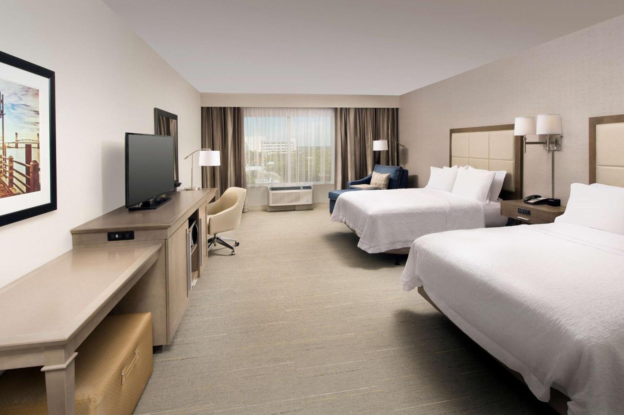 Hampton Inn Wilmington Downtown Exteriér fotografie